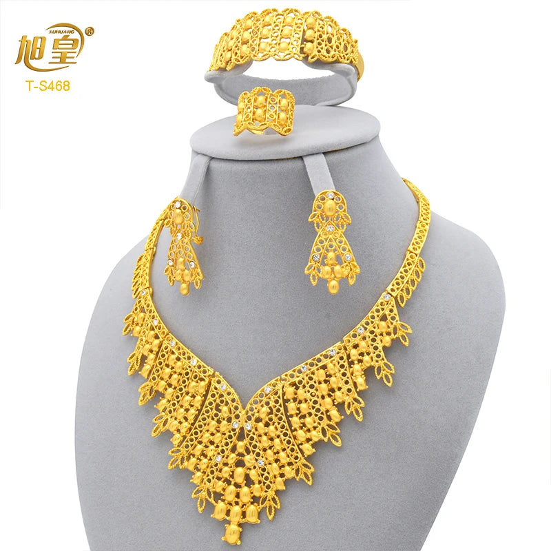 Luxury Flower Shape Golden Necklace Sets