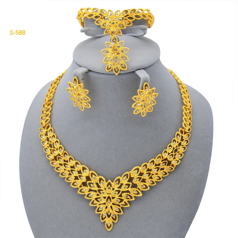 Luxury Flower Shape Golden Necklace Sets