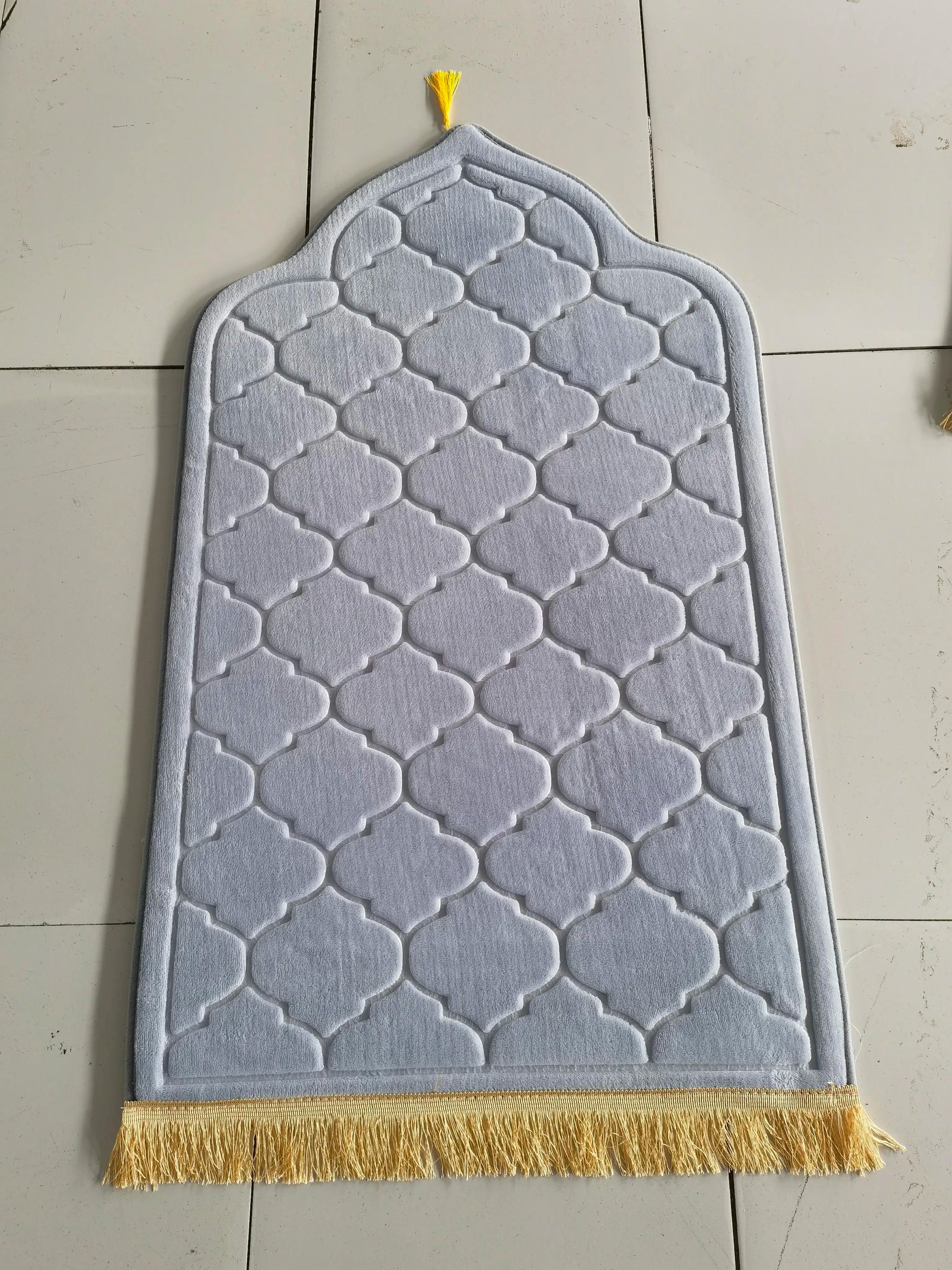Muslim Prayer Rug Thick,Soft Velvet Mat Ramadan Gift,Portable Prayer Mat for Women Man Kids Meditation