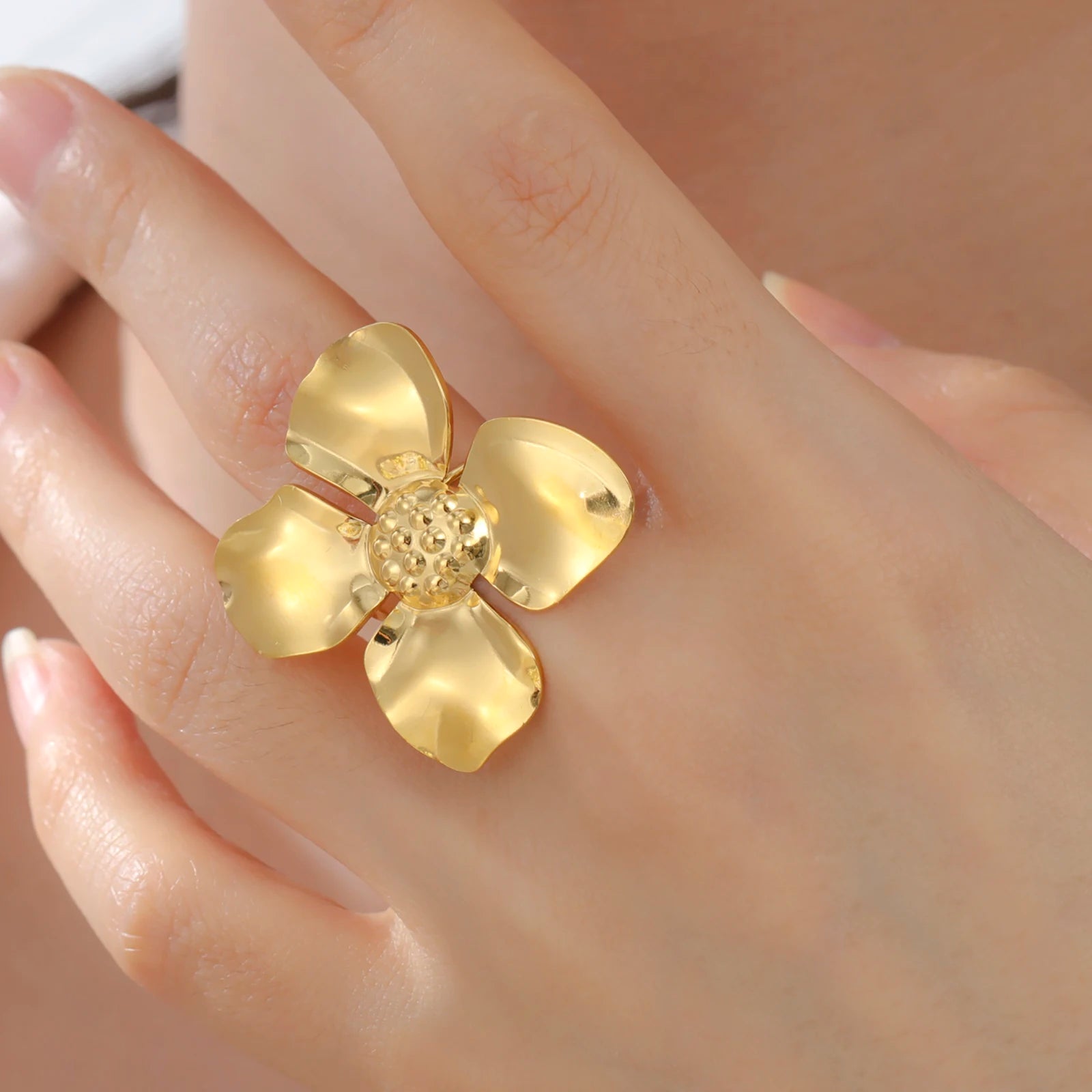 Aesthetic Flower Rings