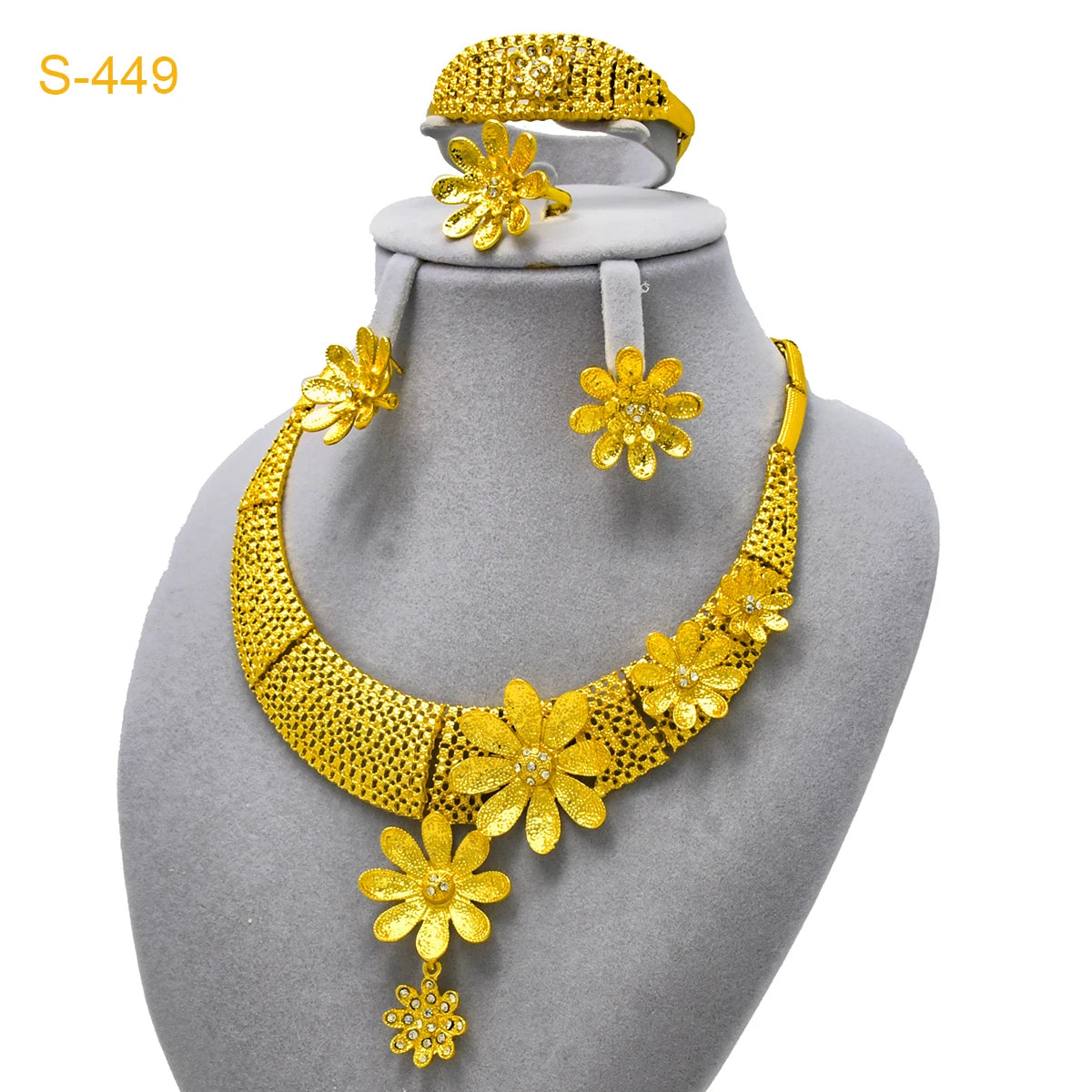 Luxury Flower Shape Golden Necklace Sets