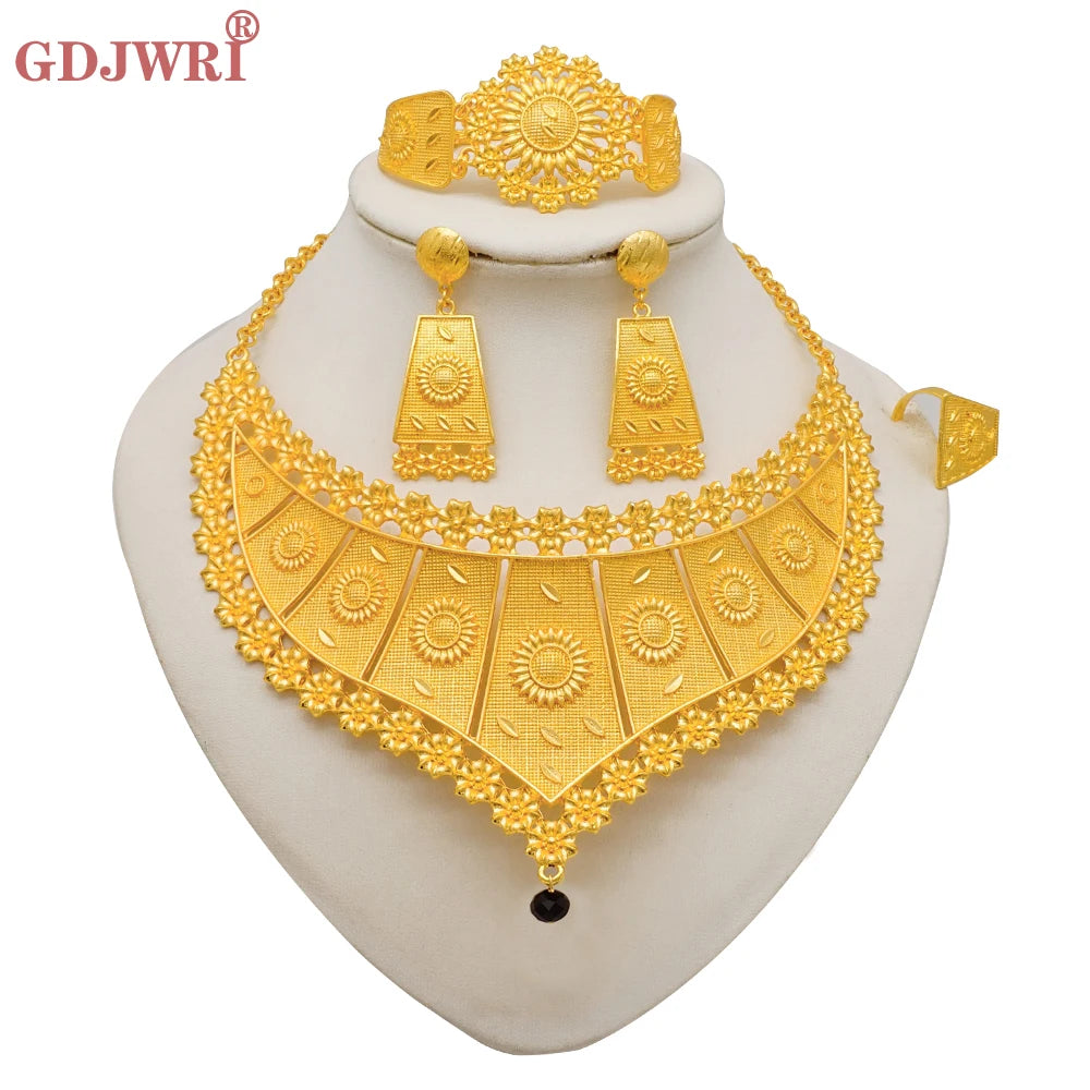 Round Necklace Bracelet Earing Ring Set