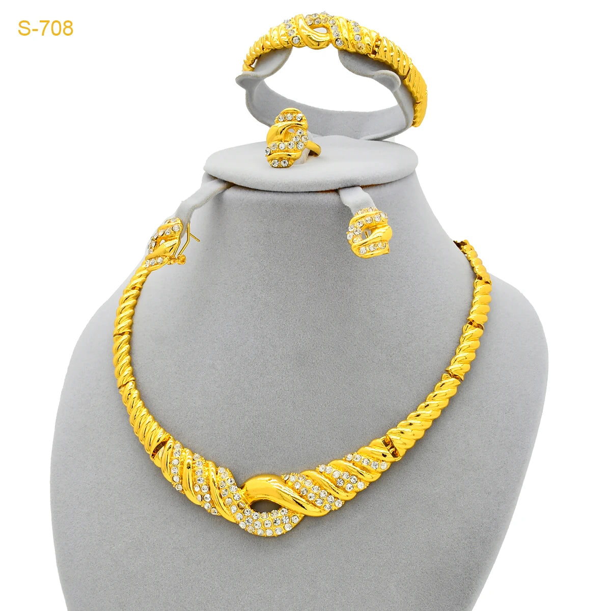 Luxury Flower Shape Golden Necklace Sets