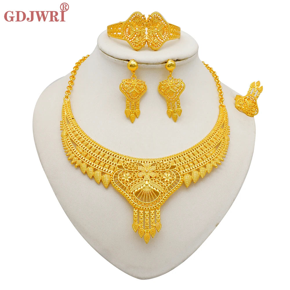 Round Necklace Bracelet Earing Ring Set