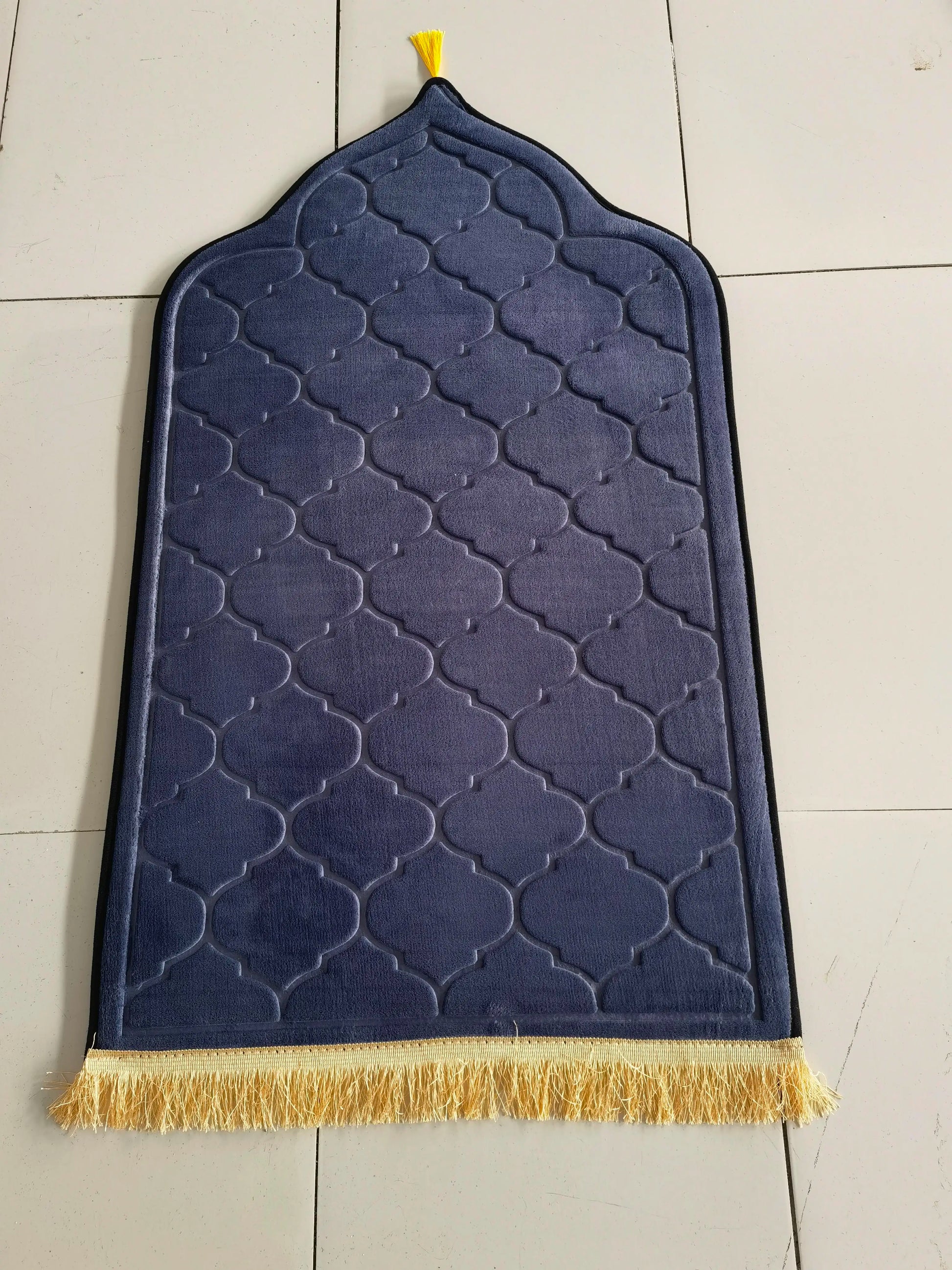 Muslim Prayer Rug Thick,Soft Velvet Mat Ramadan Gift,Portable Prayer Mat for Women Man Kids Meditation