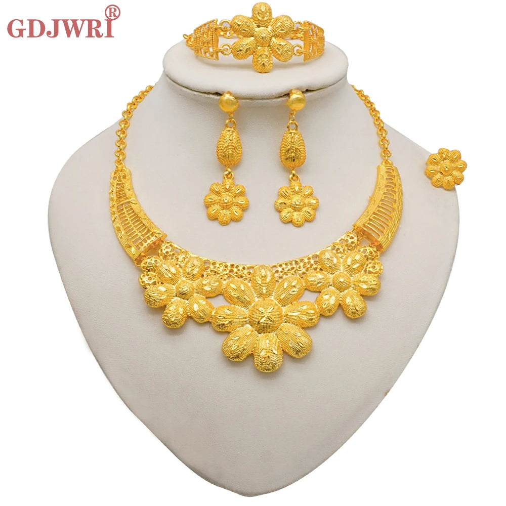 Round Necklace Bracelet Earing Ring Set