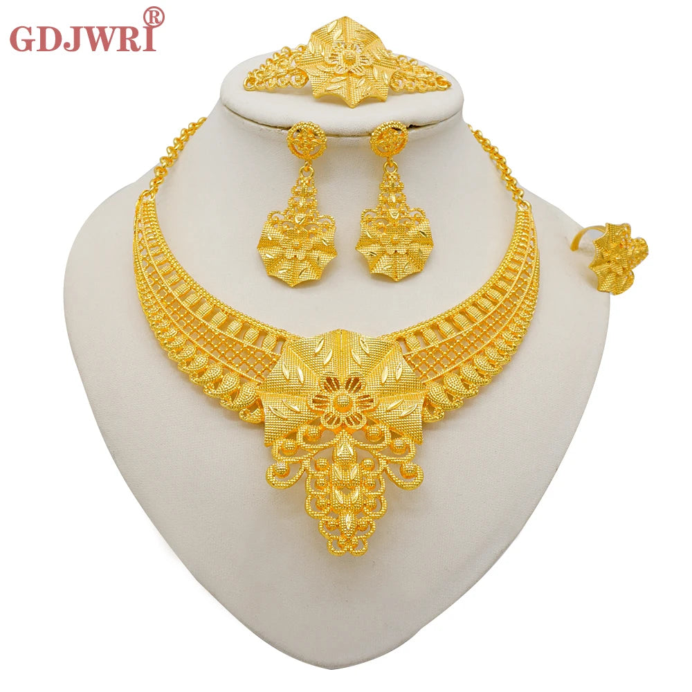 Round Necklace Bracelet Earing Ring Set