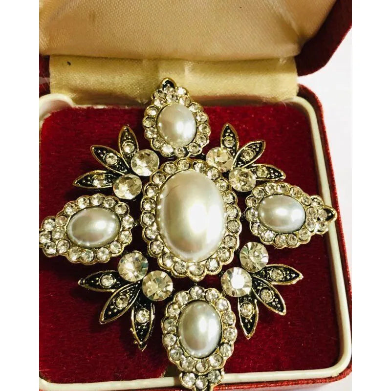 Baroque Style Bridal Crystal Pearl Cross Brooch / Pendant Shawl Pin