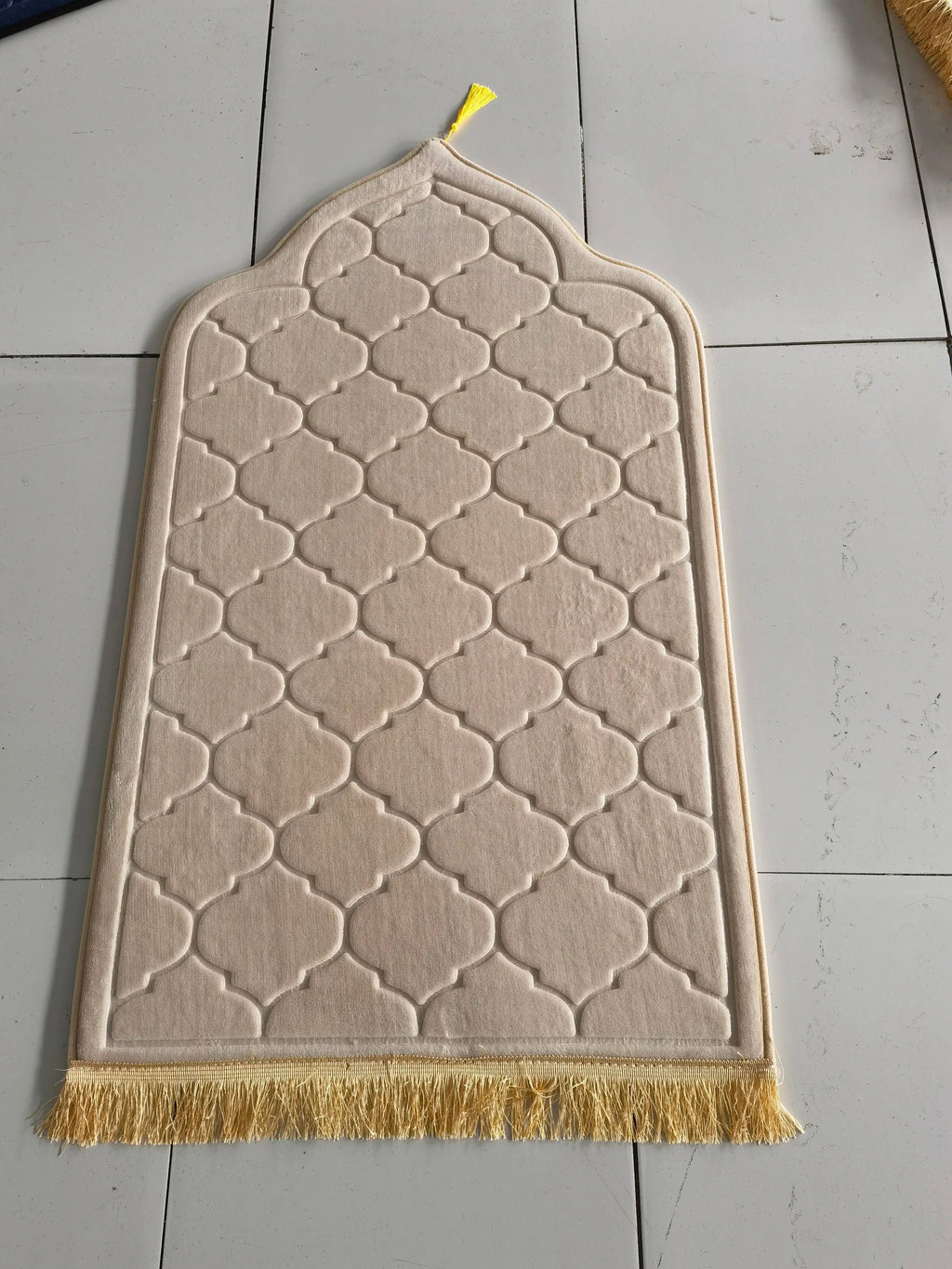 Muslim Prayer Rug Thick,Soft Velvet Mat Ramadan Gift,Portable Prayer Mat for Women Man Kids Meditation