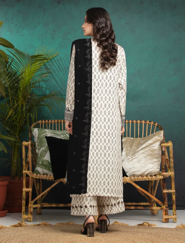 Edenrobe: Unstitched Cream Embroidered Raw Silk 3 Piece