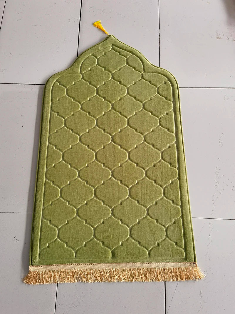 Muslim Prayer Rug Thick,Soft Velvet Mat Ramadan Gift,Portable Prayer Mat for Women Man Kids Meditation
