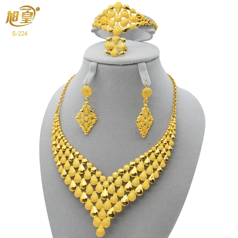 Luxury Flower Shape Golden Necklace Sets