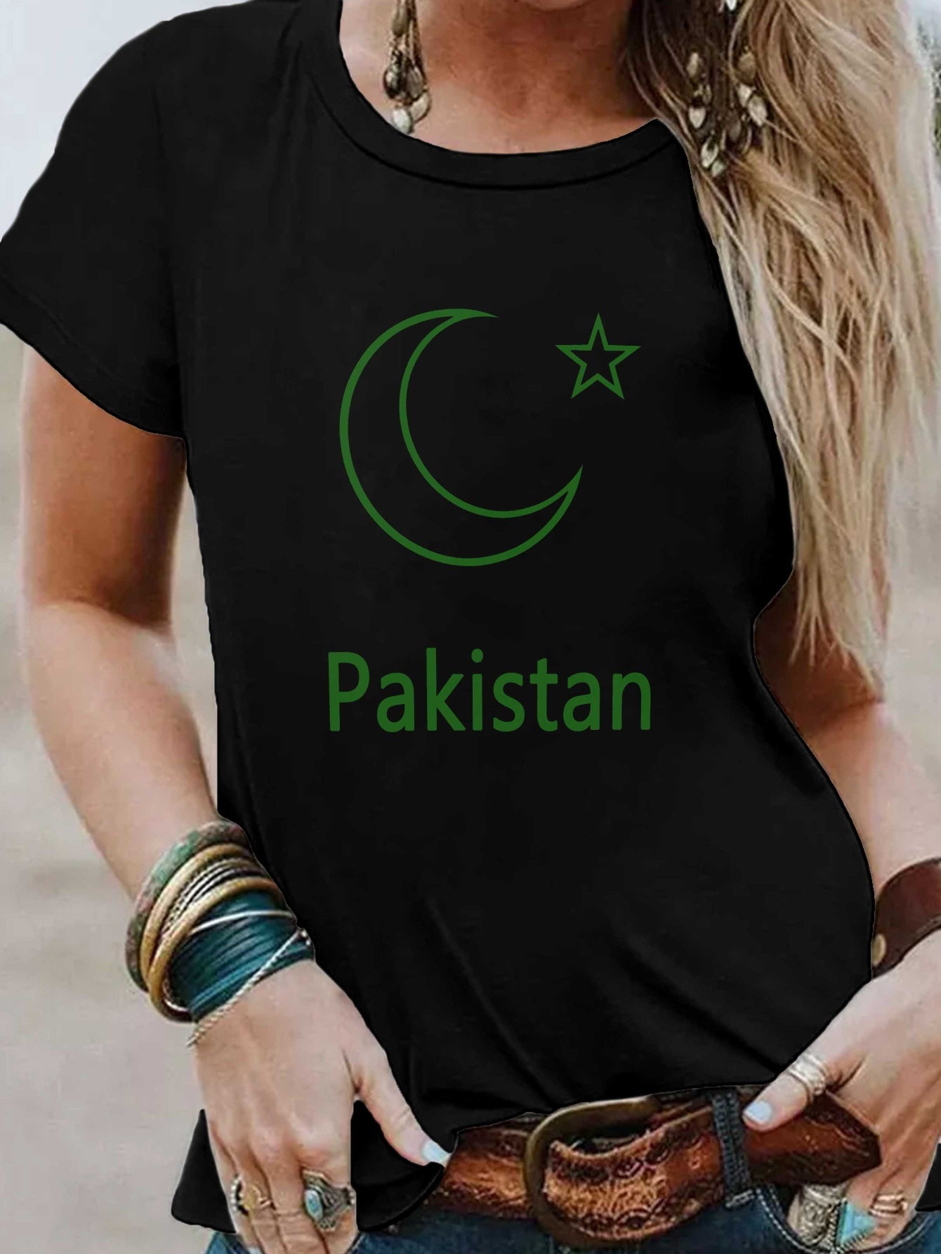 Women's Pakistani Star & Pakistan Print T-Shirt - Crescent Moon & Bold Text Design, Dark Grey with Green Lettering, Short Sleeve Crew Neck Casual Top, Breathable Medium-Stretch Fabric, Machine Washable All-Season Comfort, Cas